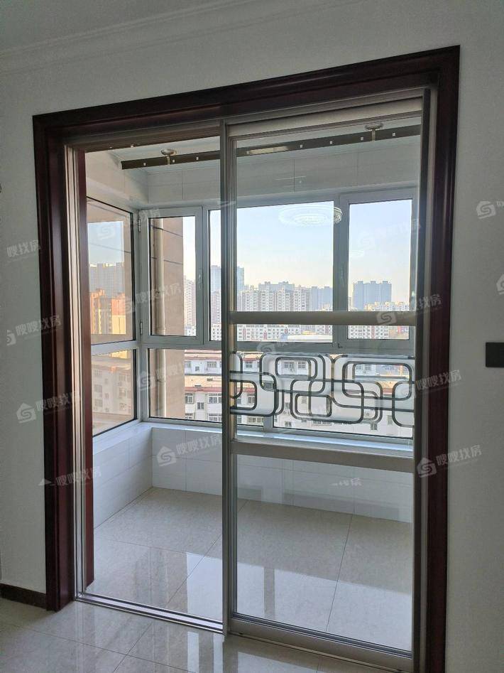 东方世纪城西区3室2厅2卫126㎡
