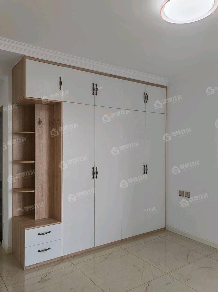 信友城市之光3室2厅2卫132㎡