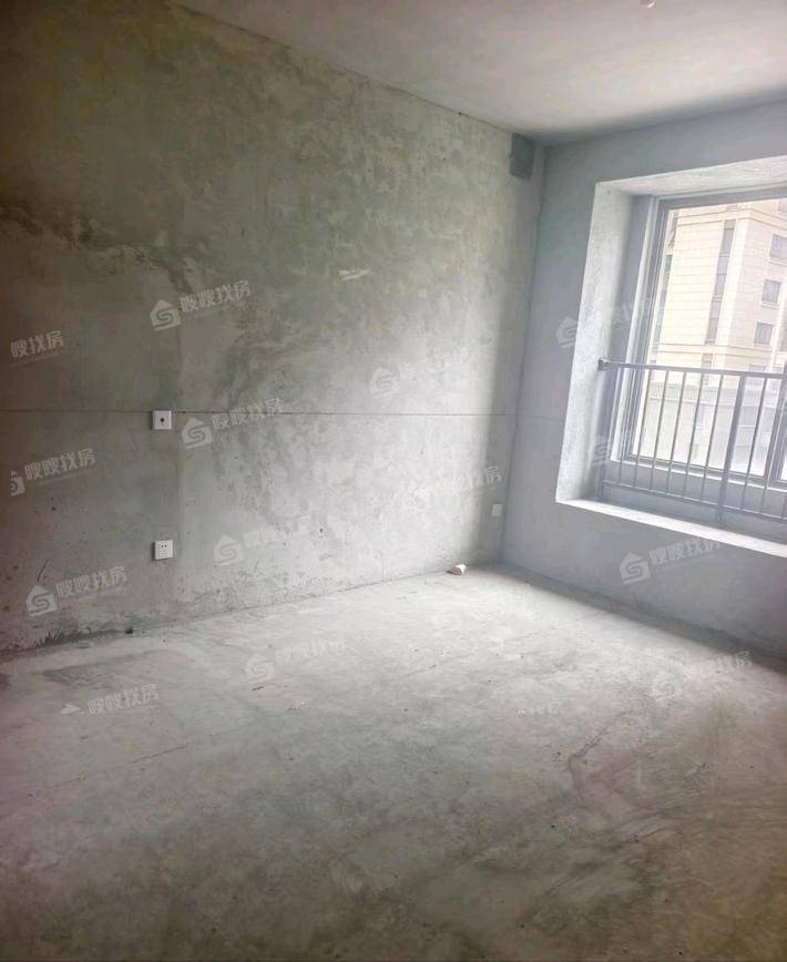 吾悦华府3室2厅2卫123㎡