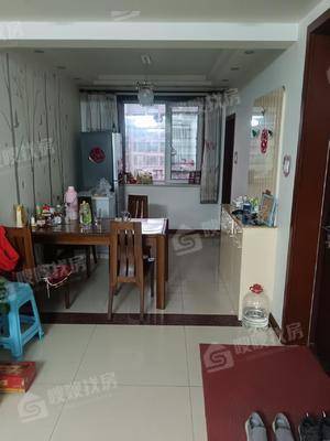 天成郡府东区3室2厅2卫136㎡
