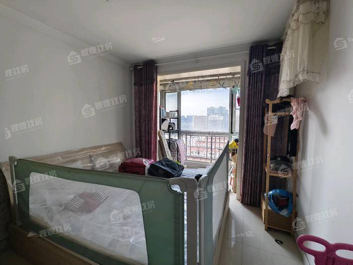 万泰丽景东区2室2厅1卫85㎡