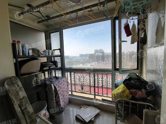 万泰丽景东区2室2厅1卫85㎡