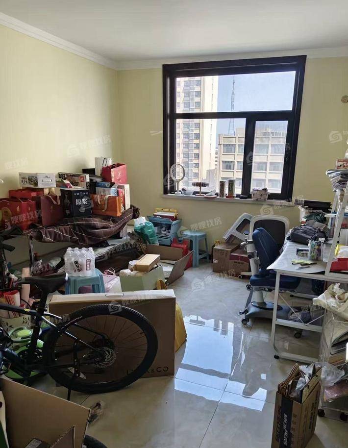 御河新城东区4室2厅2卫213㎡