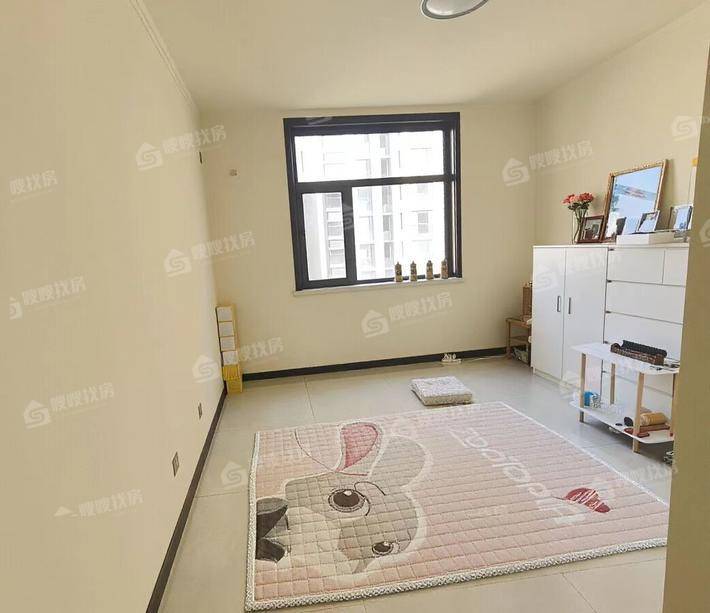 御河新城东区4室2厅2卫213㎡