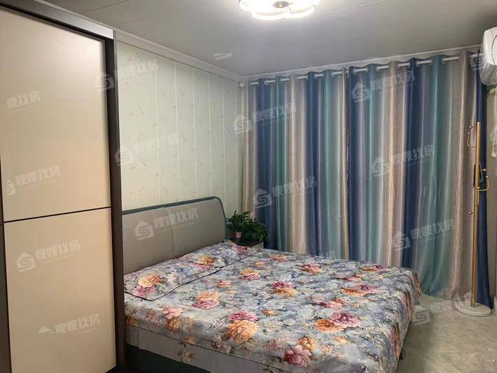 三里家园3室2厅1卫106㎡
