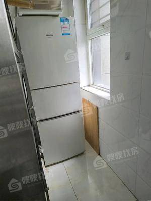 万泰丽景东区3室2厅2卫132㎡
