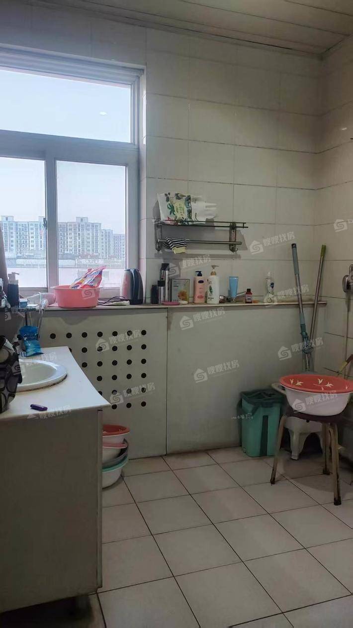 维康家园3室2厅2卫144㎡