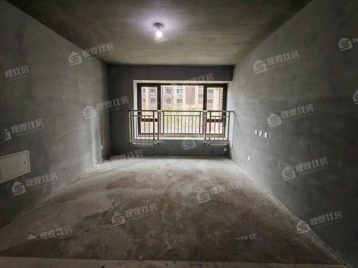天成和悦名著东区3室2厅2卫115㎡