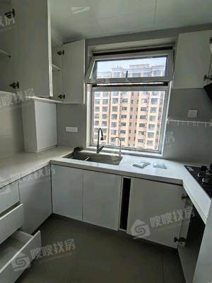 凤凰城（B区）2室2厅1卫90㎡