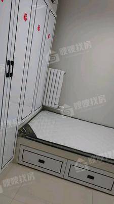 东方骏景3室1厅1卫88㎡