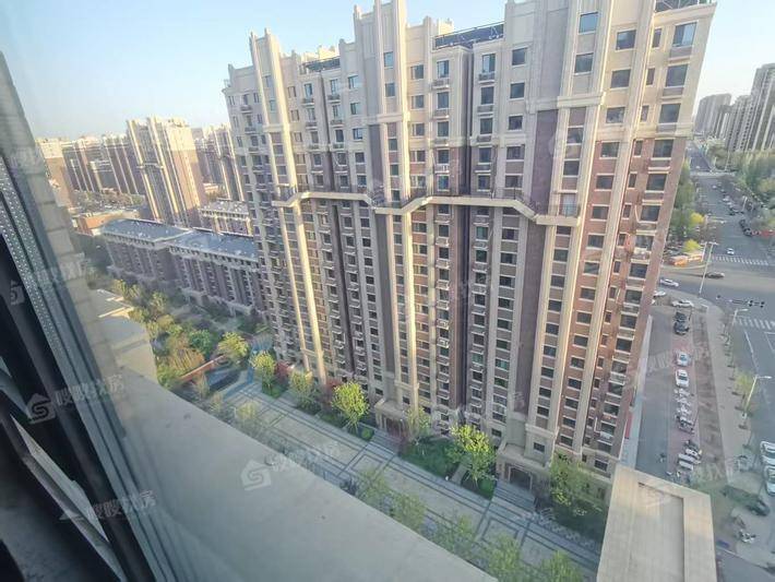 天成和悦名著东区3室2厅2卫105㎡
