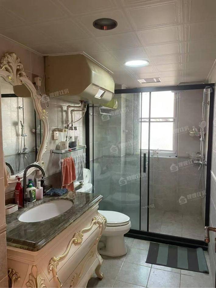 天成郡府西区4室2厅1卫168㎡