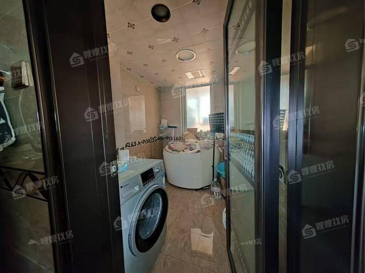 天成郡府西区4室2厅1卫168㎡