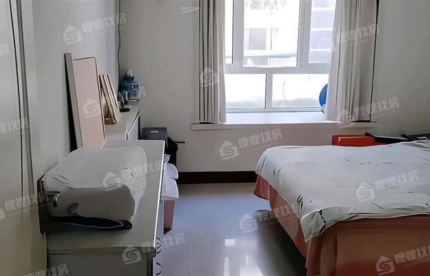 康馨园3室2厅1卫163㎡