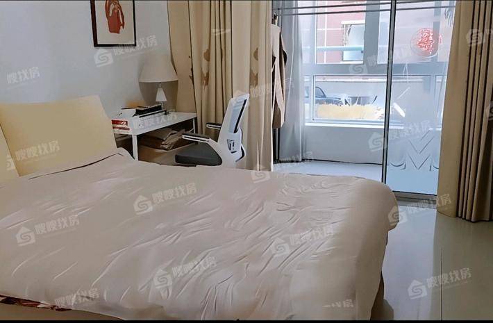 康馨园3室2厅1卫163㎡
