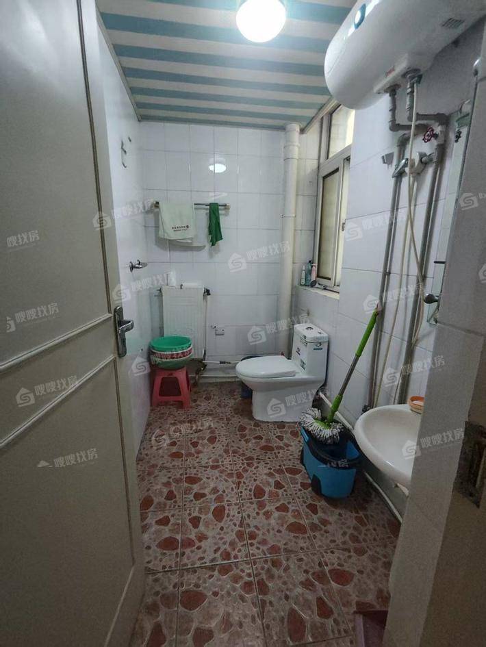 仁和居3室2厅1卫102㎡