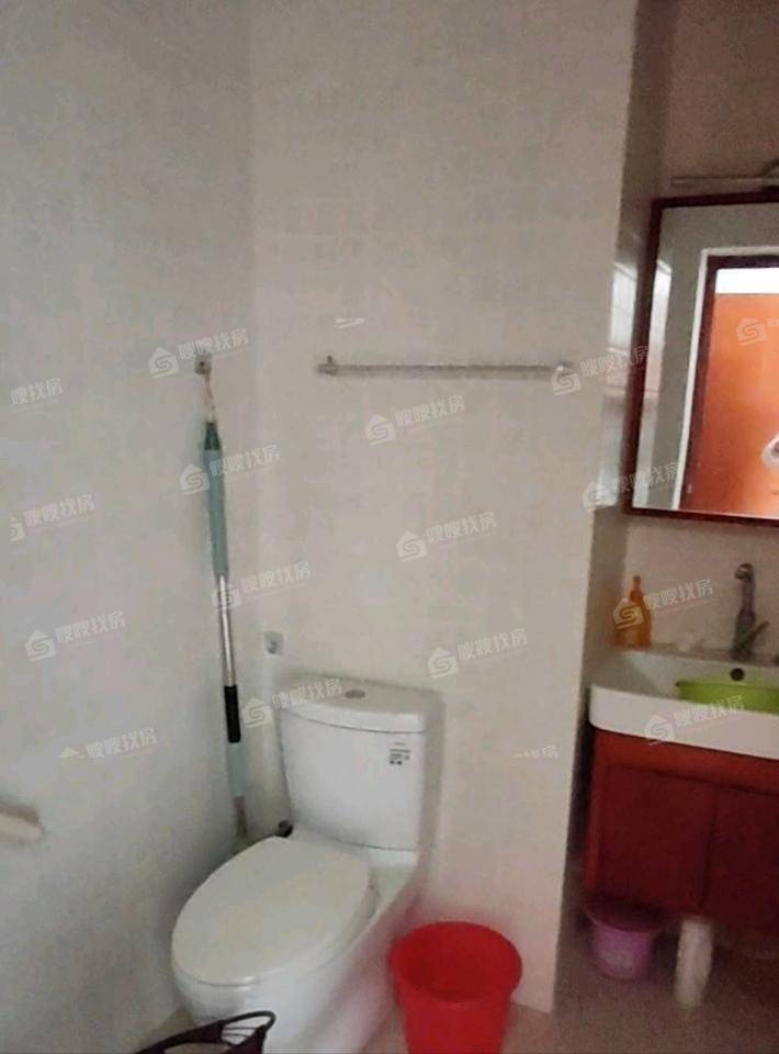 世纪金苑3室2厅2卫127㎡