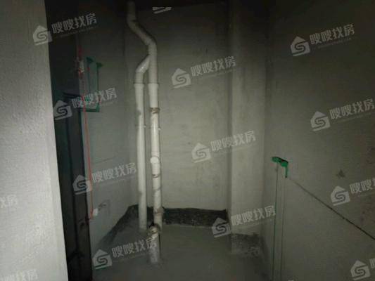 龙岸清华3室2厅1卫115㎡