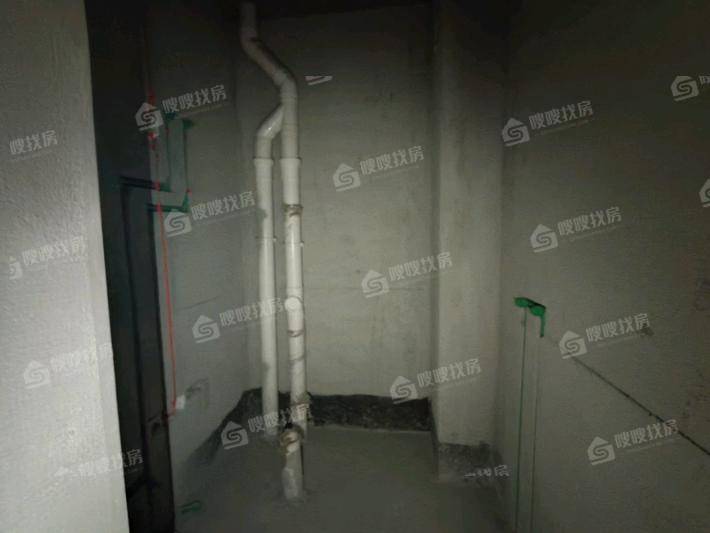 龙岸清华3室2厅1卫115㎡