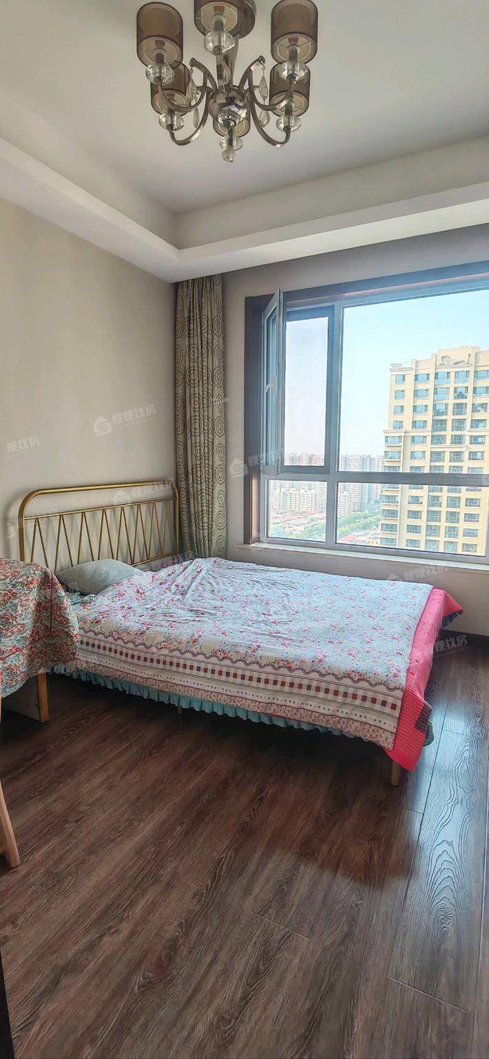 沧兴一品3室2厅2卫140㎡