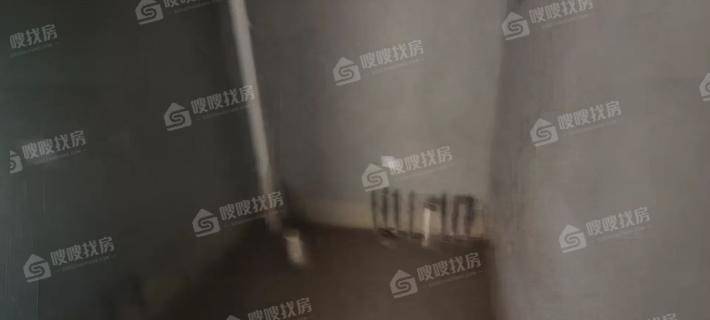 天成名著四期3室2厅2卫136㎡