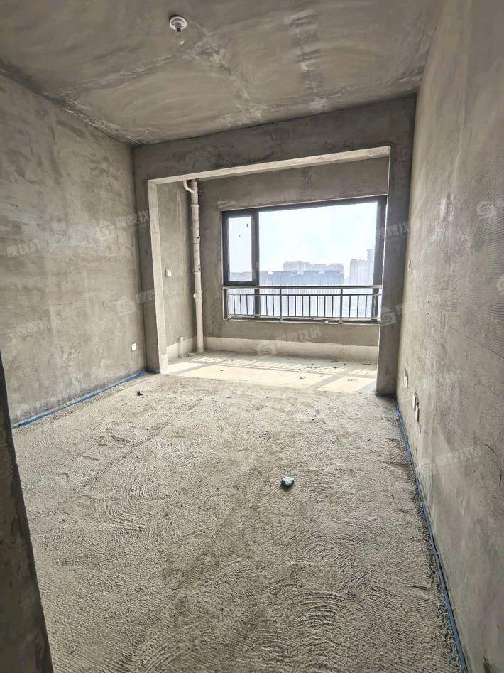 天成玉玺台三期3室2厅2卫119㎡