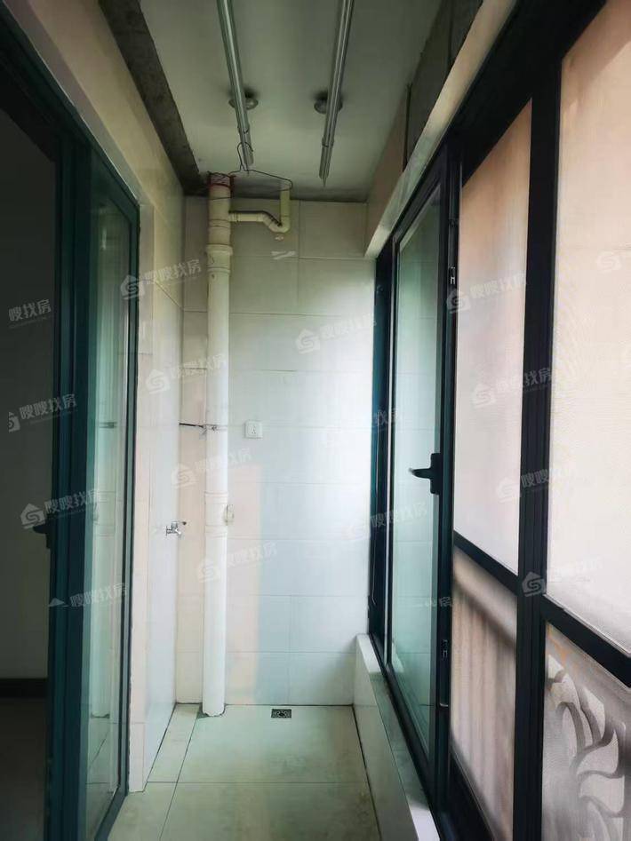 恒大城（拆迁房）3室2厅2卫145㎡