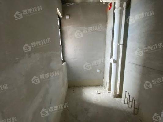 天成和悦名著西区4室2厅2卫148㎡