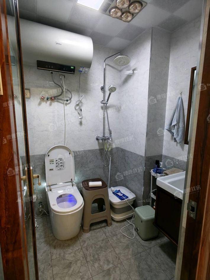 天成熙园三期3室2厅2卫116㎡