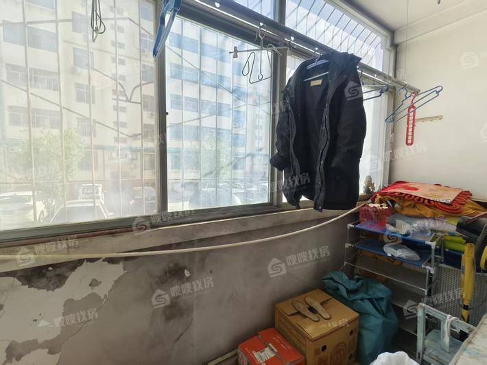 电厂北院3室1厅1卫93㎡