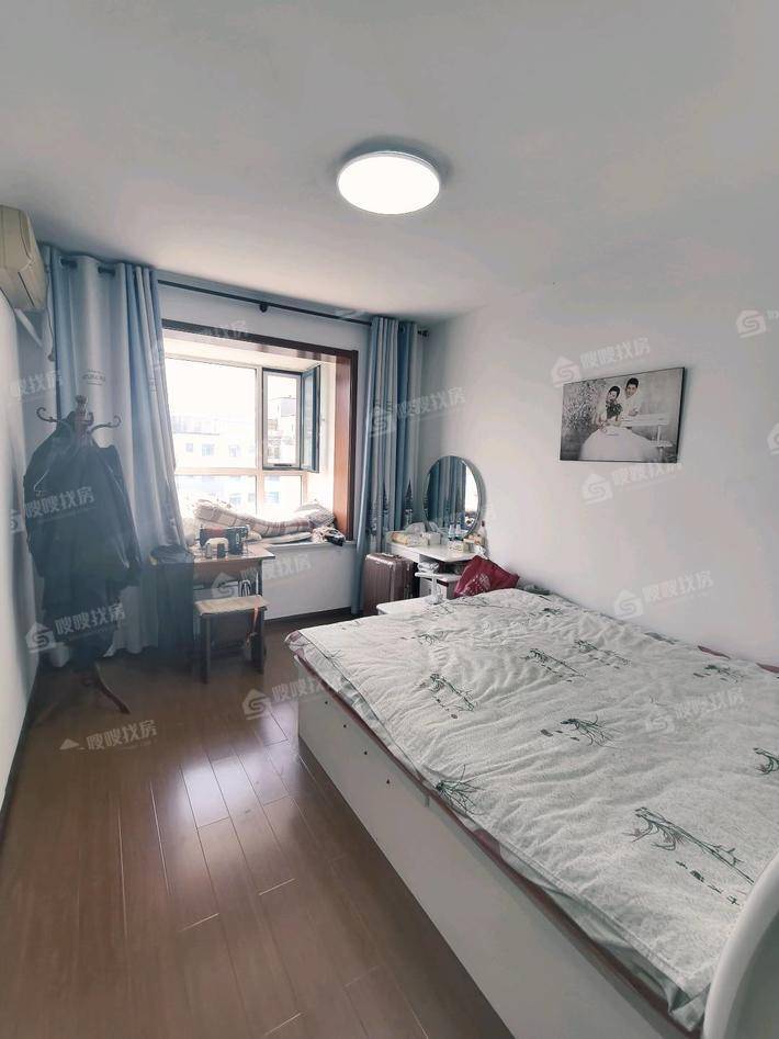 通翔园4室2厅2卫223㎡