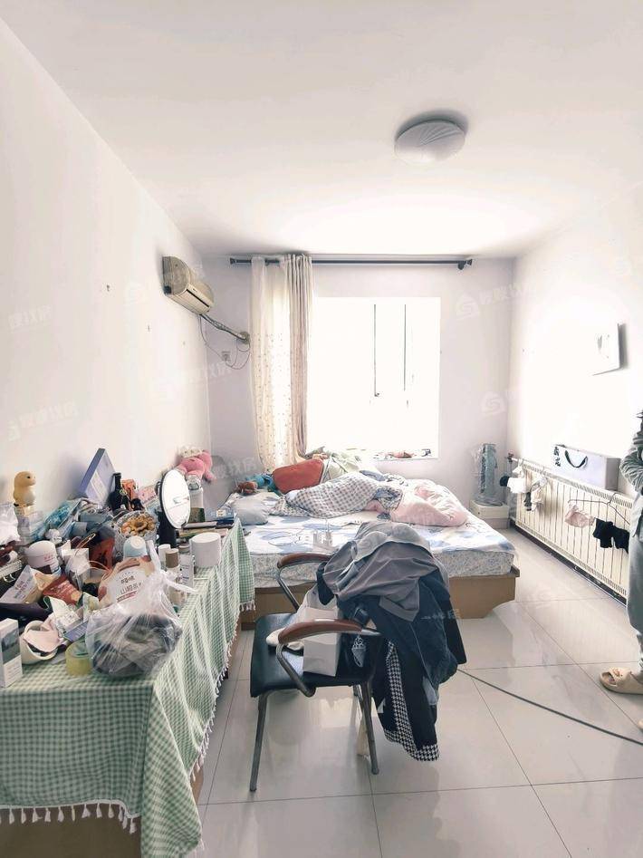 通翔园4室2厅2卫223㎡