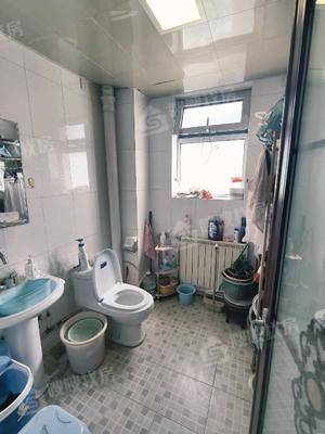 通翔园4室2厅2卫223㎡