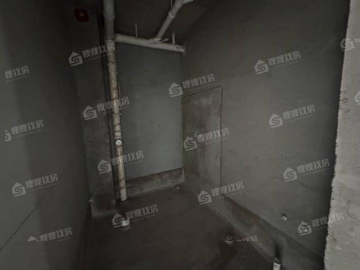 颐和荣盛华府（北区）3室2厅2卫139㎡