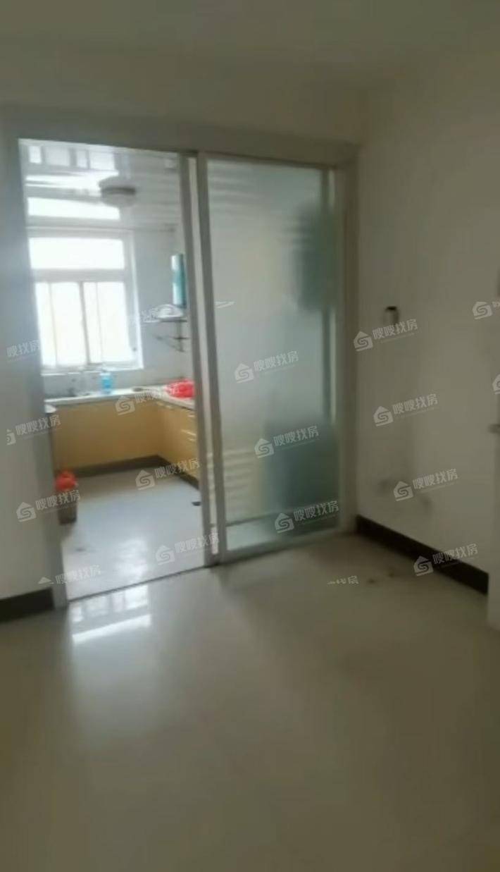 广厦阳光3室2厅1卫120㎡