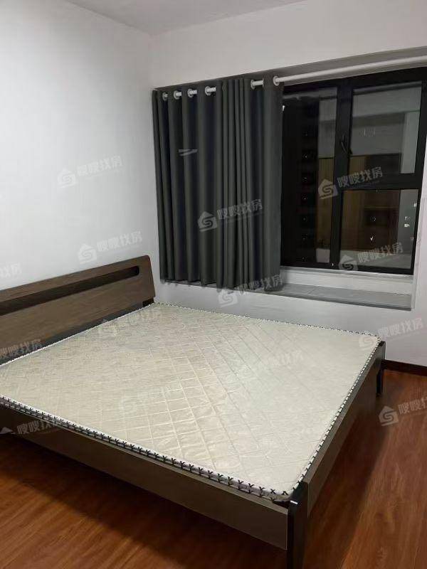 保利罗兰春天2室1厅1卫105㎡