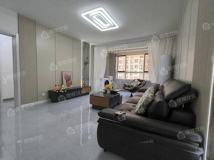 万泰丽景东区3室2厅2卫133㎡