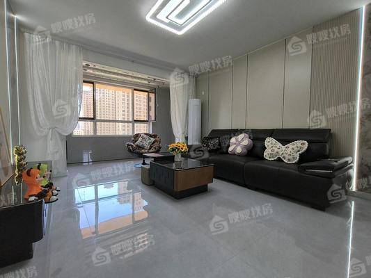 万泰丽景东区3室2厅2卫133㎡