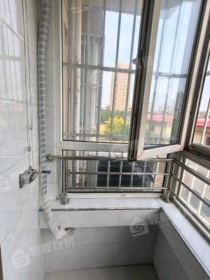 东方世纪城西区南3室2厅1卫91㎡