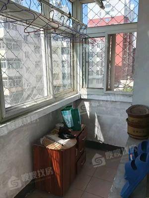 朝阳花园2室2厅1卫90㎡