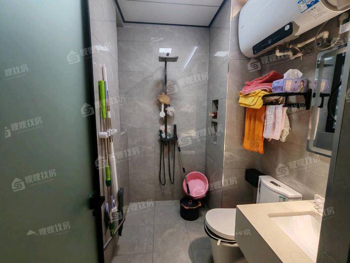 天成玉玺台三期6室2厅2卫115㎡