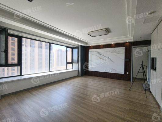 天成岭秀岭贤府3室2厅2卫126㎡