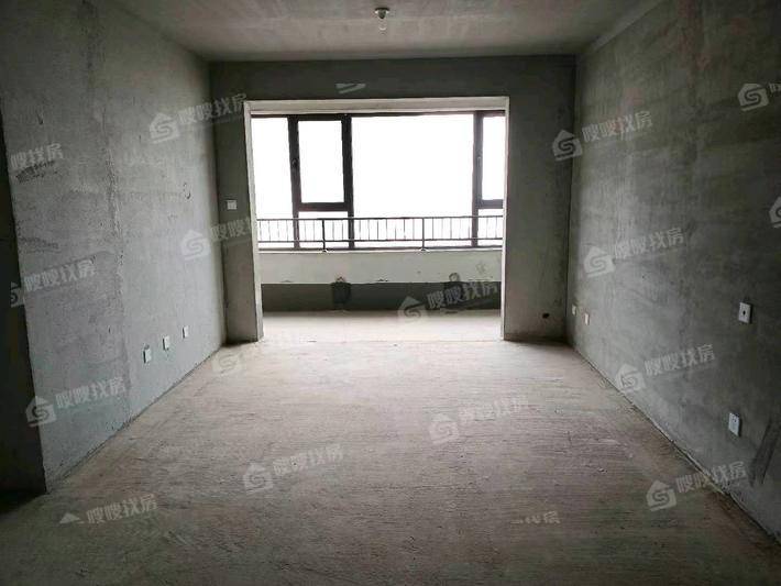吾悦华府3室2厅1卫110㎡