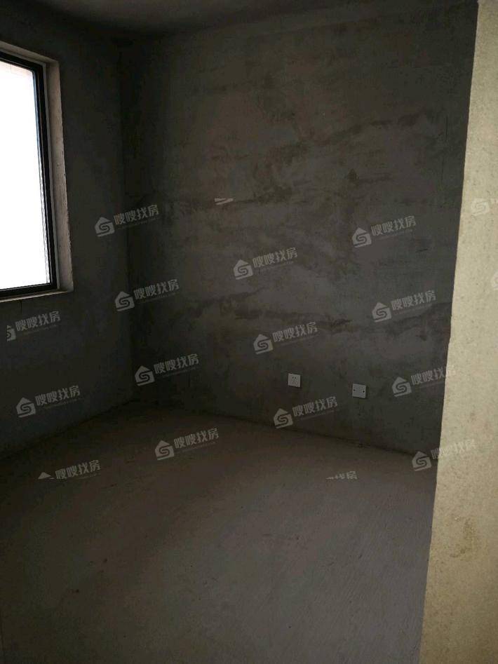 吾悦华府3室2厅1卫110㎡