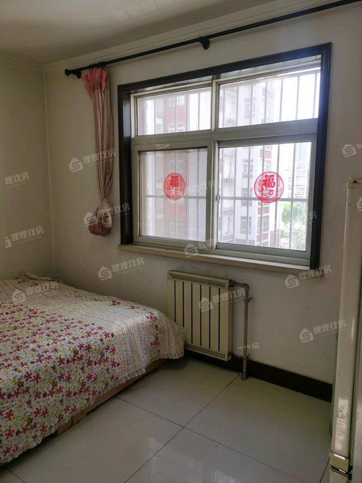 东方骏景3室2厅1卫86㎡