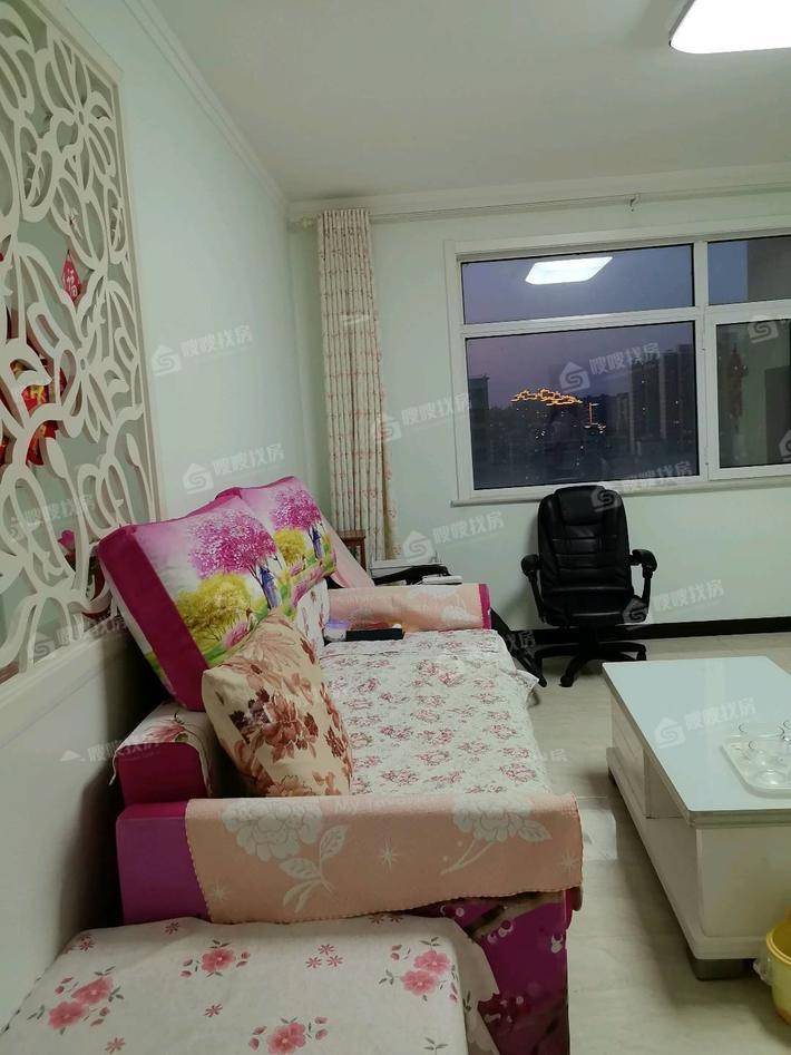 凤凰城（B区）3室2厅2卫135㎡