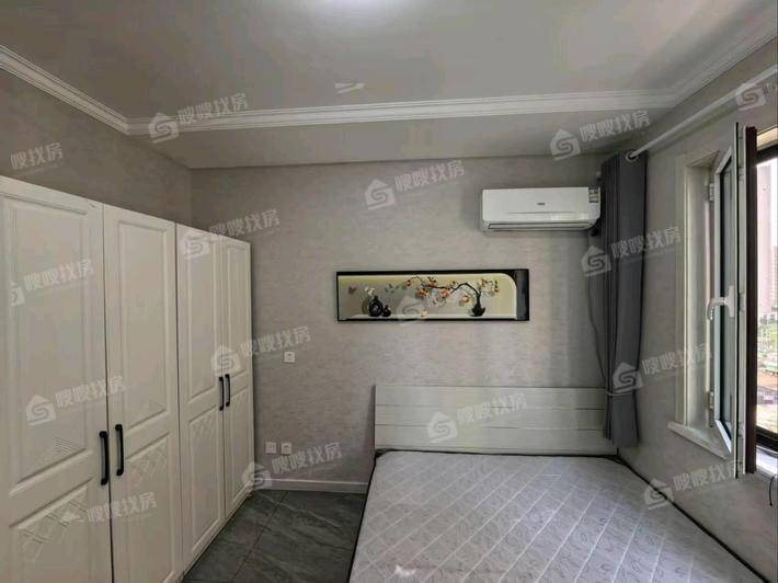 龙岸清华3室2厅1卫121㎡