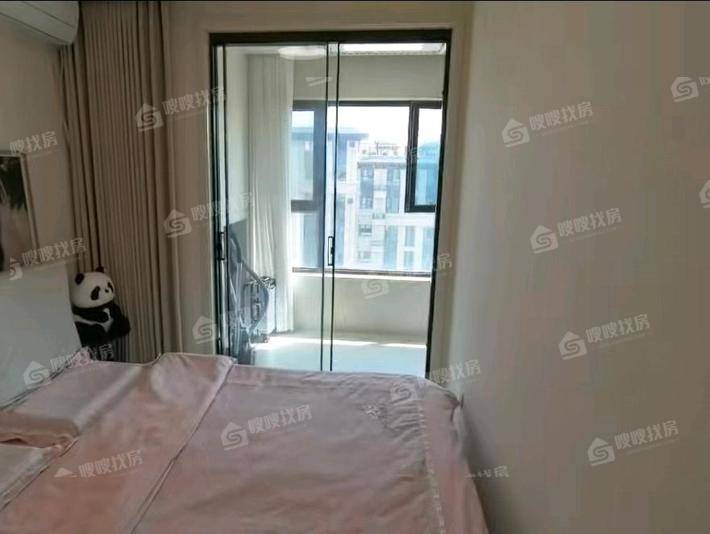 荣盛君兰苑3室2厅2卫111㎡