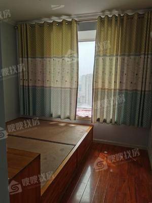 天成明月洲东区3室2厅2卫132㎡