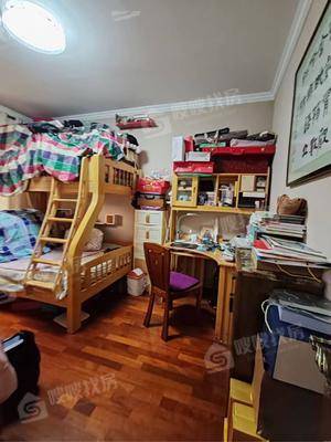 天成郡府西区3室2厅2卫144㎡